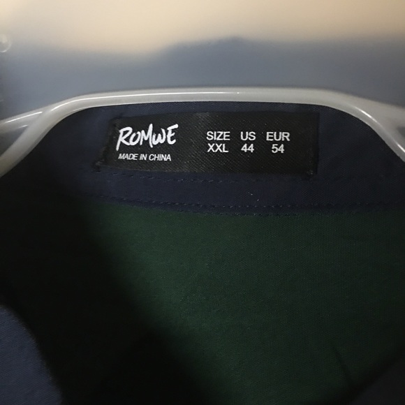 Pattern Button Up Shirt - Picture 3 of 5